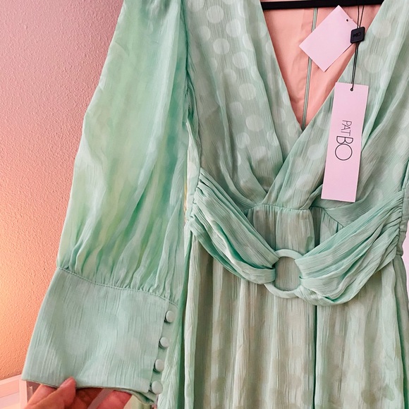 🌺🌺PatBO Satin Jacquard Dot Belted
Plunge Neck Midi Dress Aqua Mint🌺🌺 - Picture 6 of 8